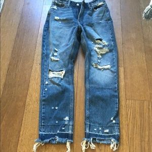 High Waisted A&F ANNIE Jeans - brand NEW